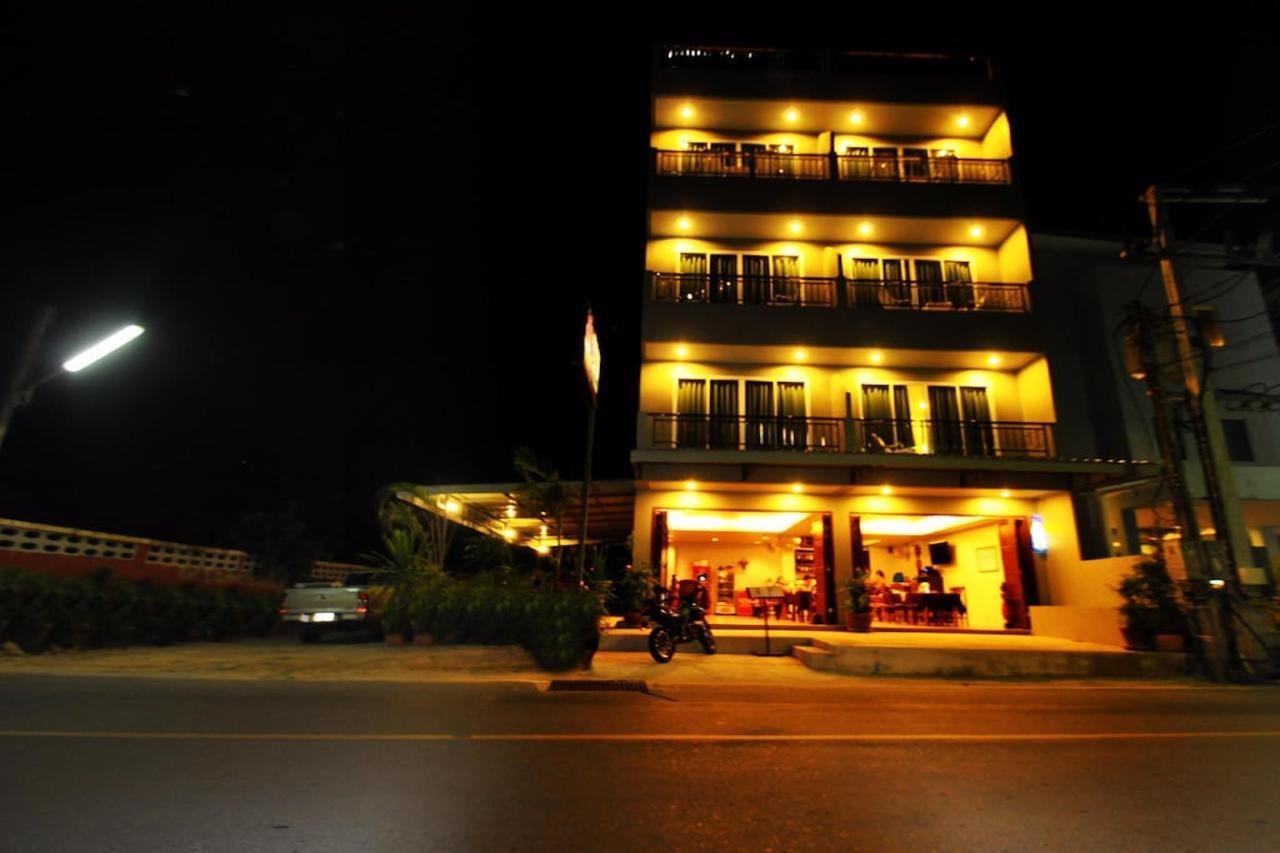 Hotel Choophorn House Sha à Plage de Kata Extérieur photo