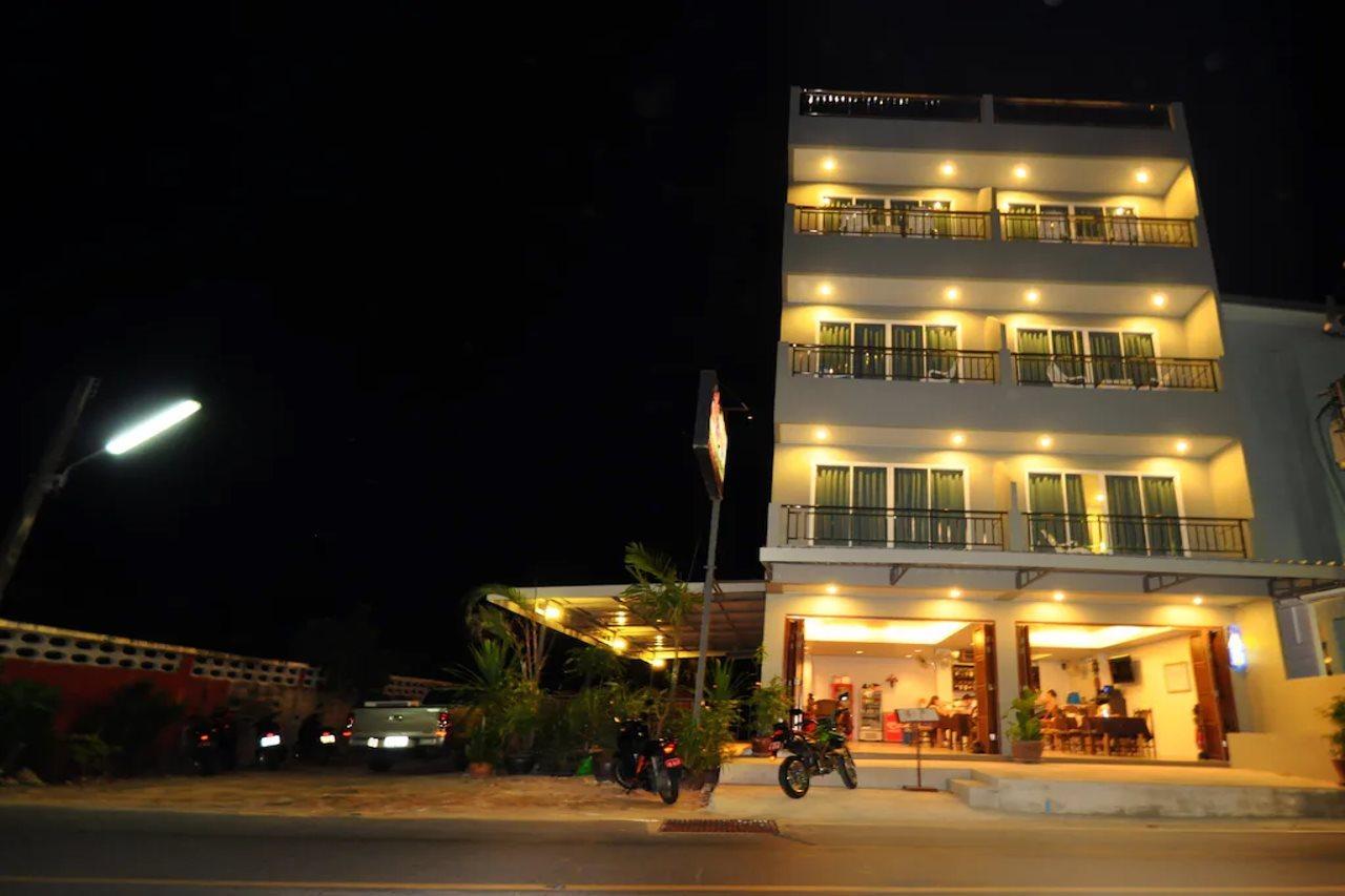 Hotel Choophorn House Sha à Plage de Kata Extérieur photo